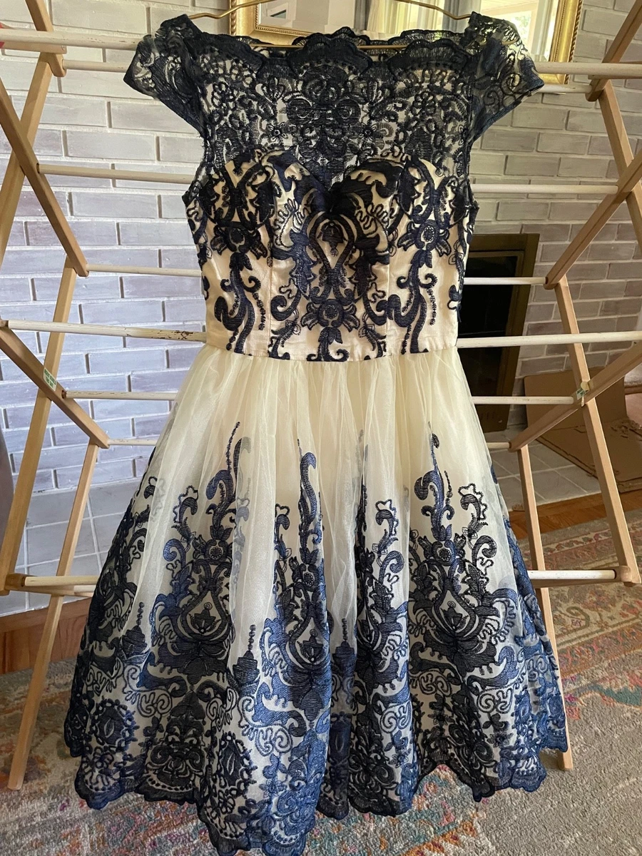 chi chi london reign or shine lace dress Chi Chi London | Dresses | Chi Chi London Reign Or Shine Lace Dress Us 22
