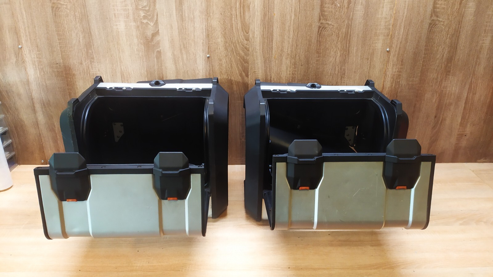 KTM 1050 1090 1190 1290 SUPER ADVENTURE OEM Touring Case set  