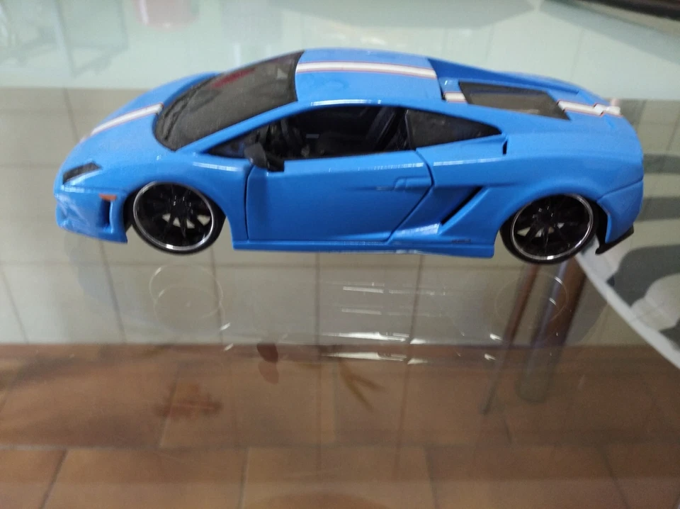 Modellino Lamborghini Gallardo Tuning in Ferro scala 1: 24 Azzurro. - Immagine 2 di 4