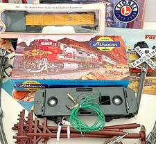 Vtg. Hobby toy Train lot PIM HO Marklin Vollmer Bachman Athearn cars booklets