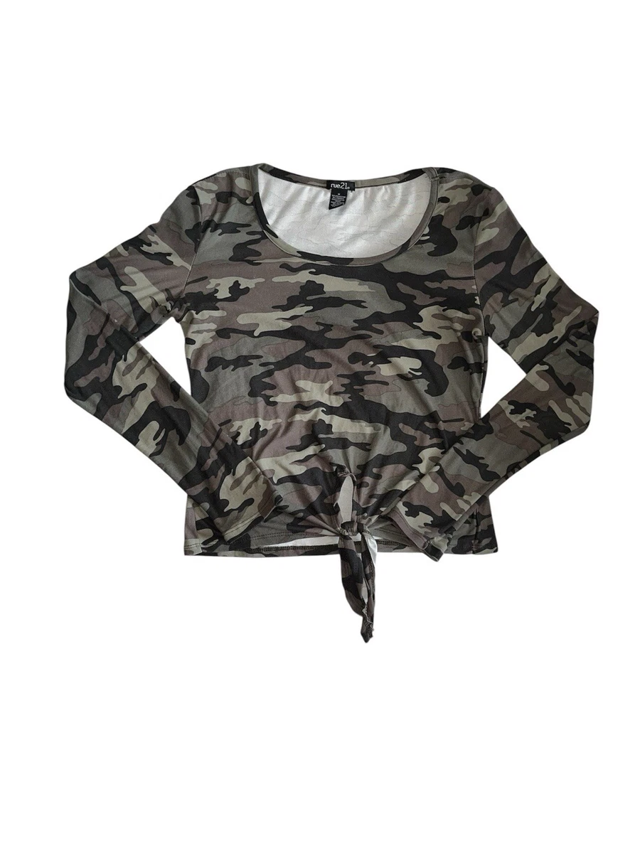 Blouse Femme Rue 21 - Col V Profond Rayée Violette - Taille M - Manches Courtes Battantes - Occasion En Très Bon état