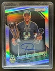 2024-25 Prizm Black Giannis Antetokounmpo Auto Silver Prizm #159 Bucks
