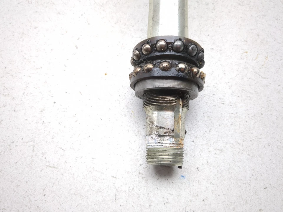 04 05 Abrazadera de dirección triple árbol inferior inferior Suzuki GSXR 600 750 S3650 Foto 4 de 4