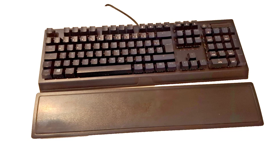 Razer BlackWidow V3 (Green Switch) - Mechanische Gaming Tastatur QWERTZ - Bild 2 von 2