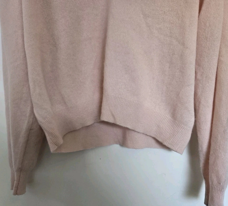 Suéter Crush Mujer 2 Mediano Rosa Suave 100% Cachemira Cuello en V Acogedor Minimalista Foto 3 de 4