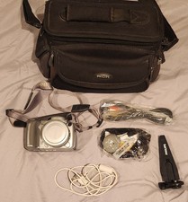 Canon PowerShot S2 IS 5.0MP Digital Camera 12...