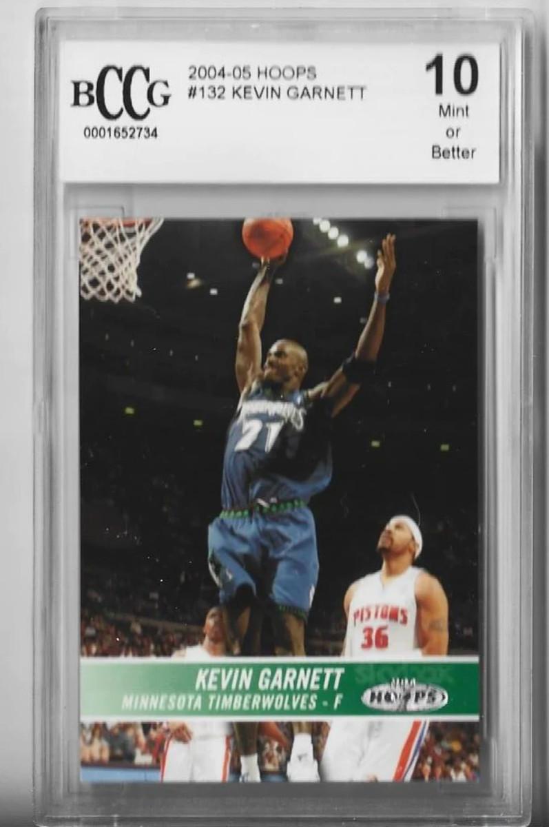 Kevin Garnett 2004-05 Fleer NBA Hoops #132 (Beckett Grade 10