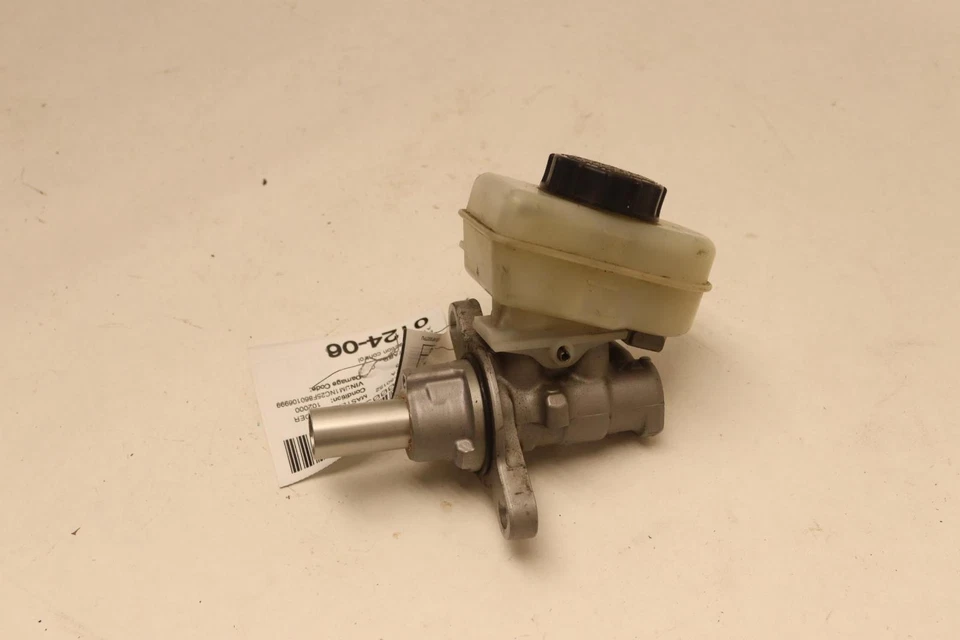 MAZDA MX5 MIATA 2006-2015 A/T freno de potencia cilindro maestro con tanque OEM Foto 2 de 4