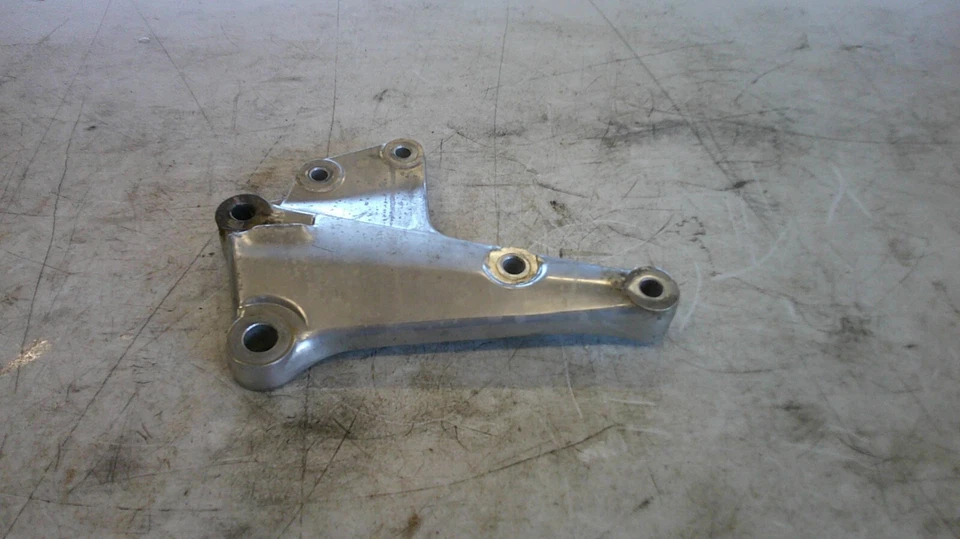 1978-81 Honda Hawk 400 CB400T правая подножка ножной кронштейн крепление - Изображение 4 из 4