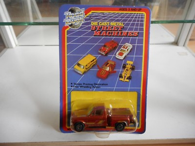 Road Though / Yatming CHevy Pick-up in Brown on Blister