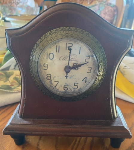 1970 Winchester Quartz Tombstone Mantle Clock .  - Picture 1 of 2