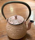 Toptier Pink Cast Iron Tea Kettle 0.8L Ergonomic Handle Gas/Elec/Ind — photo 1