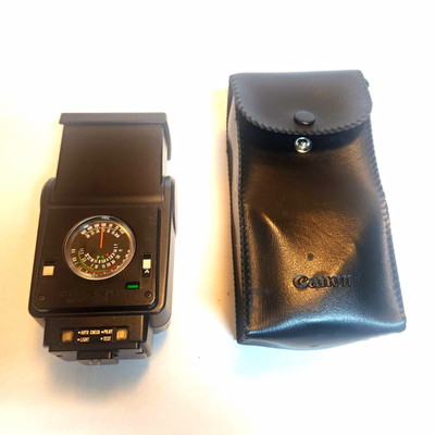 Canon Speedlite 199A Hot Shoe Mount Flash w/ Case
