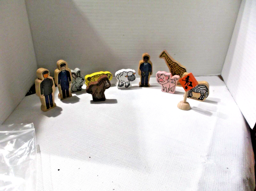 Pretend Play Wooden Figure/ Animal Blocks - Picture 3 of 7