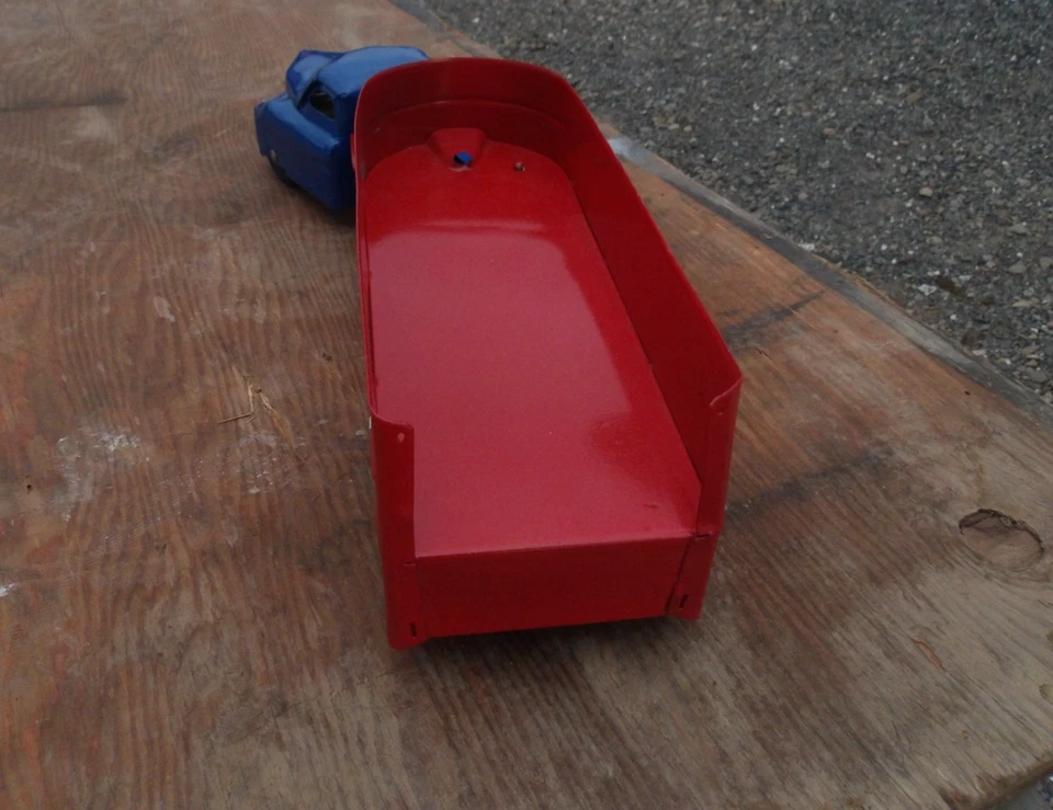 BUDDY L FAST FREIGHT DELIVERY TRUCK 1949 RESTORED USING POWDER COAT - Image 4 of 4