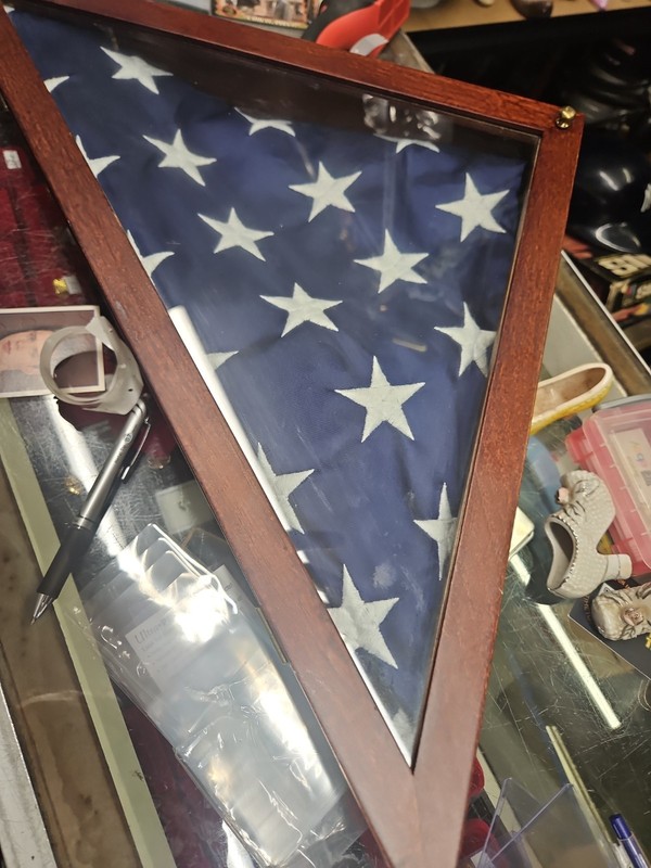 U.S. Military Vintage Folded Memorial Burial Flag In Display Case Soldier