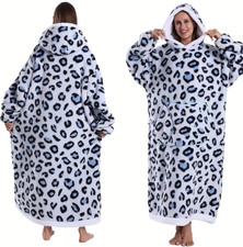 NEW TAGGED hooded LONG SNUDDIE OVERSIZE one size LEOPARD PRINT  size 58 in waist