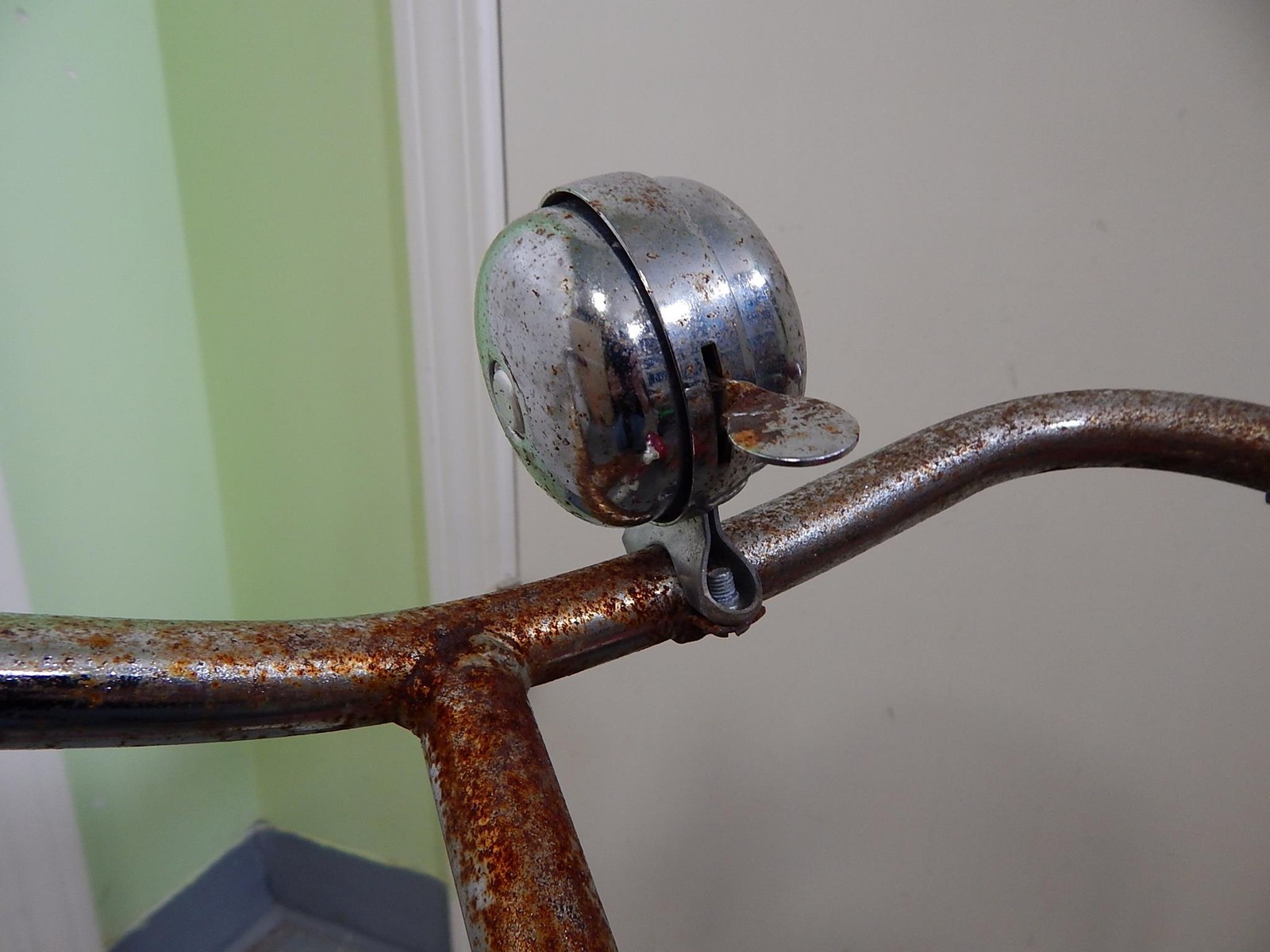 Vintage Radio Flyer Model #33 Tricycle w/Bell & Streamers