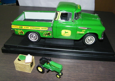1957 Chevy Cameo Pickup Truck Vintage Ertl 1/18 Diecast Classic