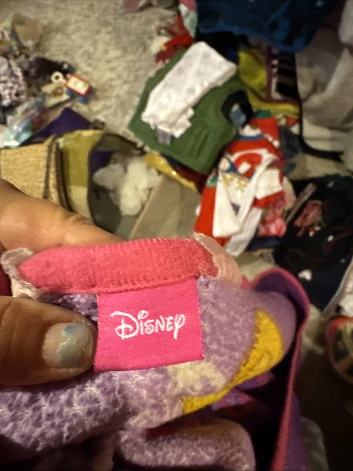 Disney Belle And Rapunzel Fleece Blanket 62” X 90” - Image 2 of 2