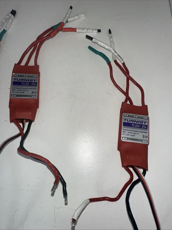 Turnigy Plush 25A BEC-2A/5V Ver 3.1 DC 5.6V-16.8V Bulletproof Speed Controller - Image 3 of 3