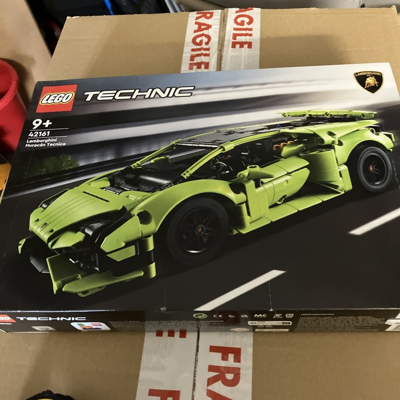 LEGO TECHNIC: Lamborghini Huracán Tecnica (42161)