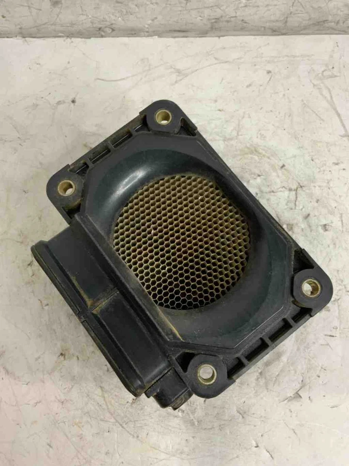 1999-2003 Mitsubishi Montero Sport Air Flow Meter 22680AW400 3L 6Cyl 4Door 2WD - Image 2 of 4