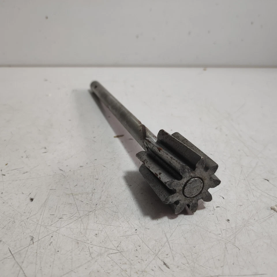 ALBERO INGRANAGGIO POMPA OLIO FIAT 241 - 1100 ORIGINALE 4182056 Foto 2 de 4