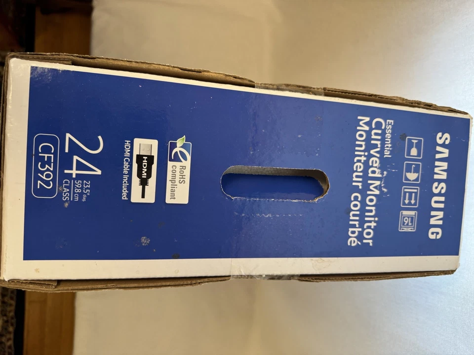 Samsung 24" Inch 1080p Curved LED Monitor, CF392 - Image 3 of 4