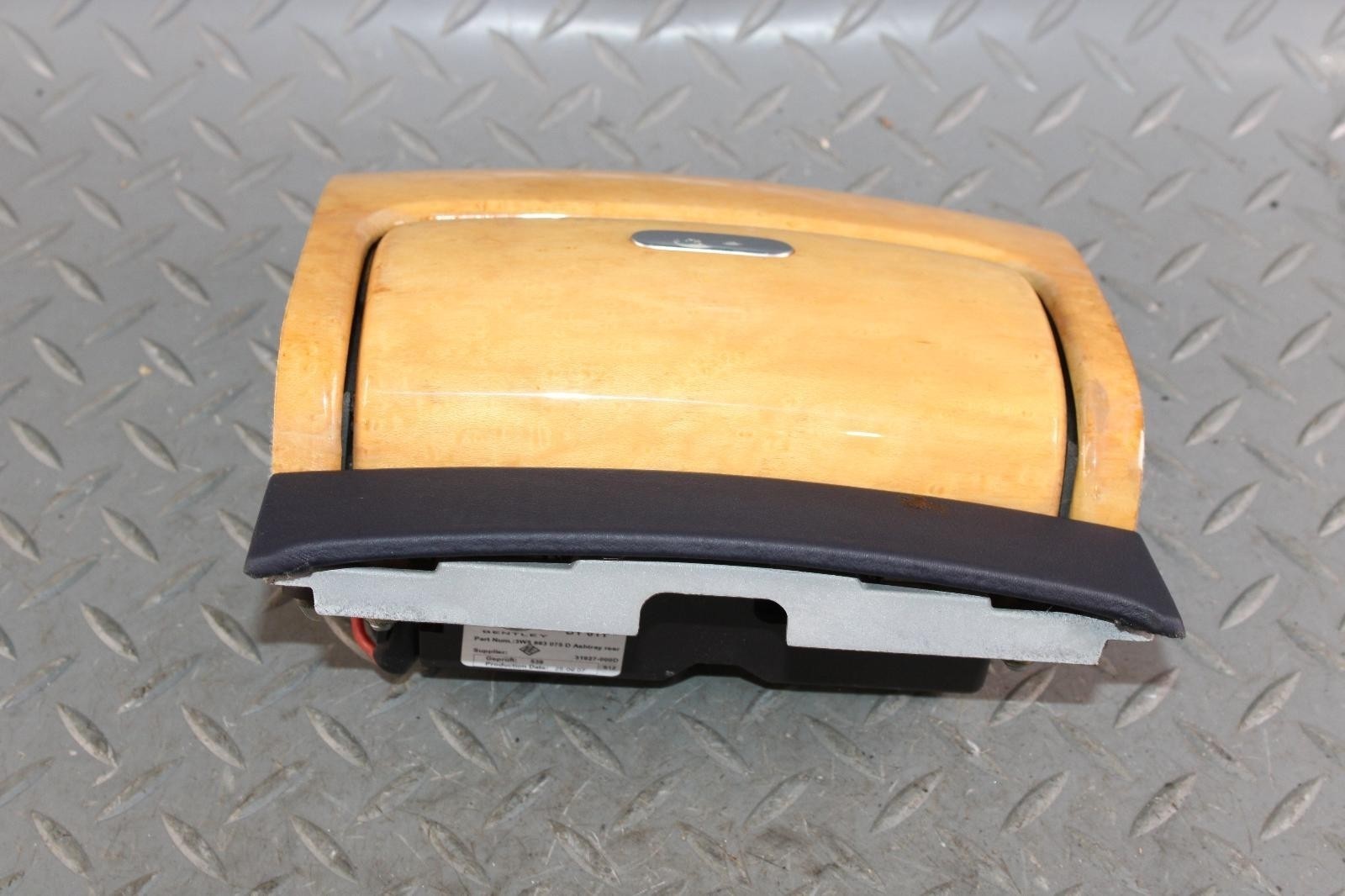 Bentley Continental GT 2007-2011 Rear Trim cover