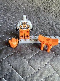Lego Orange Robot Sidekick gs010 Minifigure Space Galaxy Squad 70705 70707