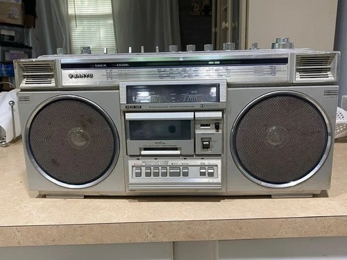 Vintage Rare Sanyo M-X720K Boom Box Radio