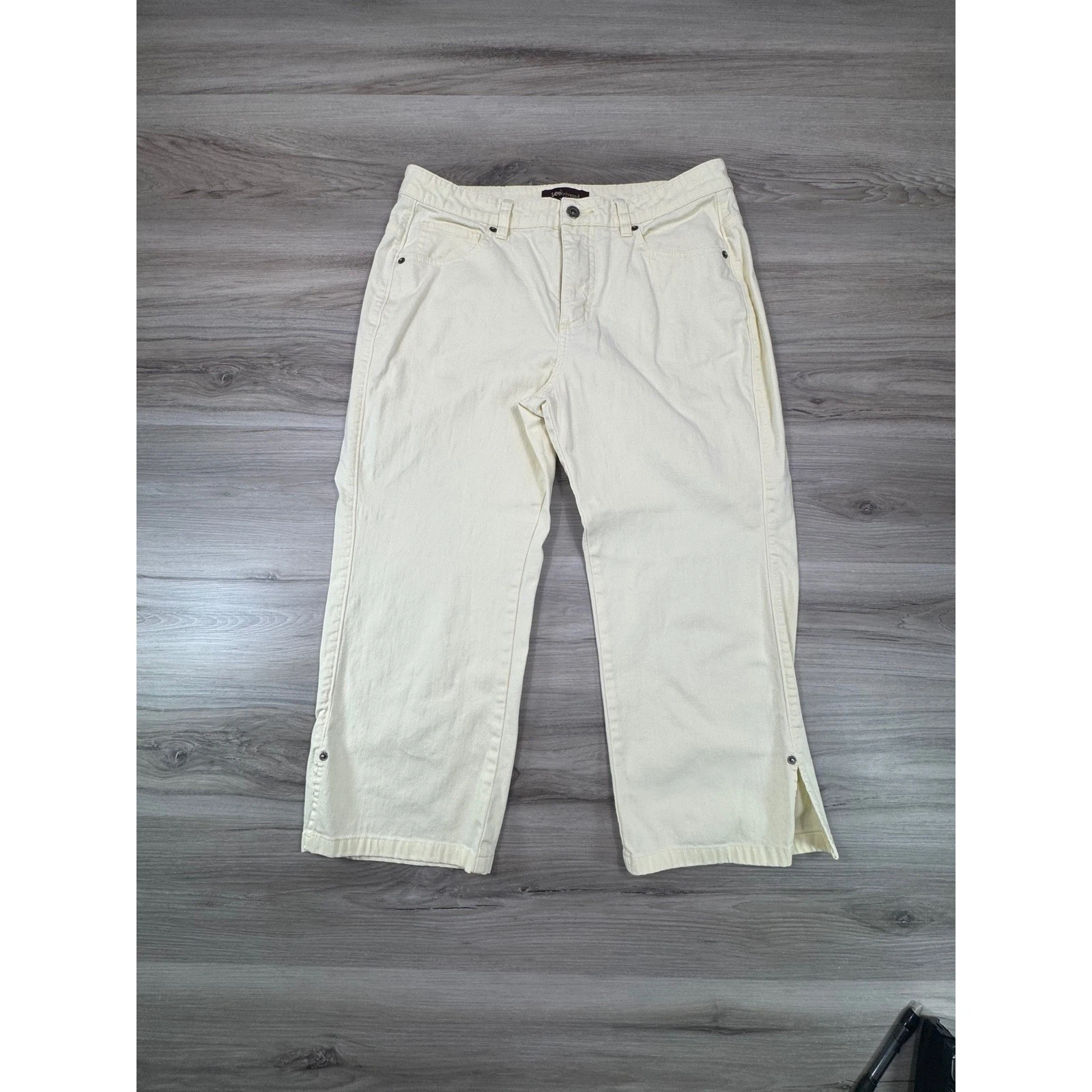 Vintage Y2K Riveted by Lee Cream Capri Pants Size 12M High Rise Side Slit
