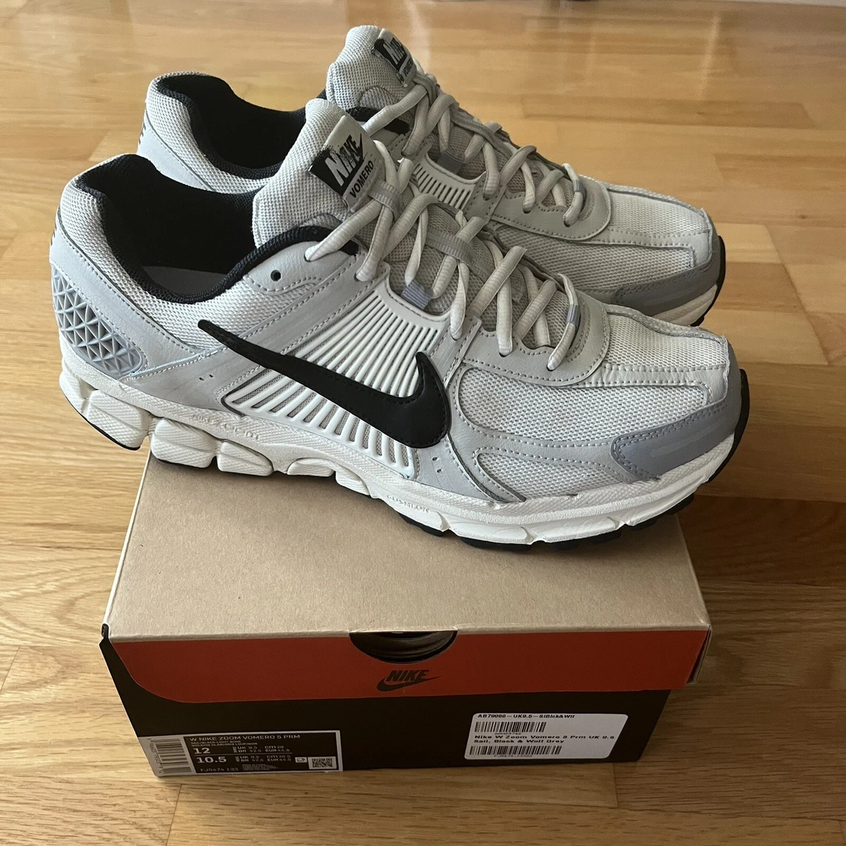 Nike vomero hotsell size 12
