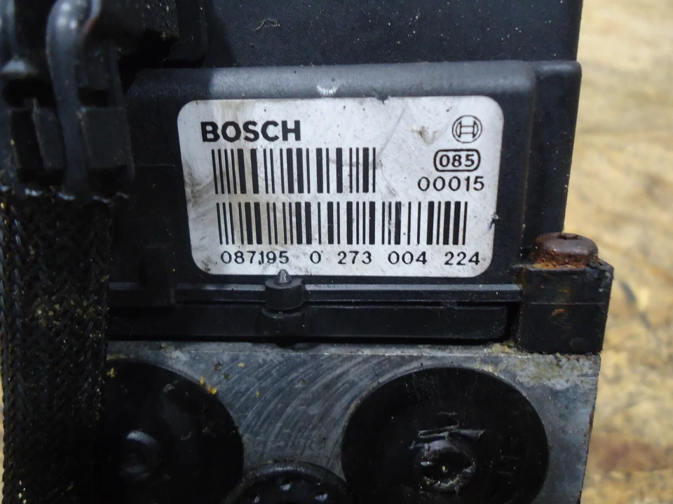 2001 VOLVO S40 ABS MÓDULO BOMBA DE FREIO ANTIBLOQUEIO 0273004224 - Imagem 3 de 4