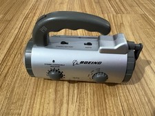 Boeing Dynamo AM/FM Emergency Hand Crank Radio Flashlight/Strobe Tested Working
