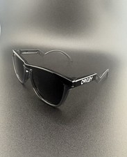 Oakley Frogskin Sunglasses - Polarized