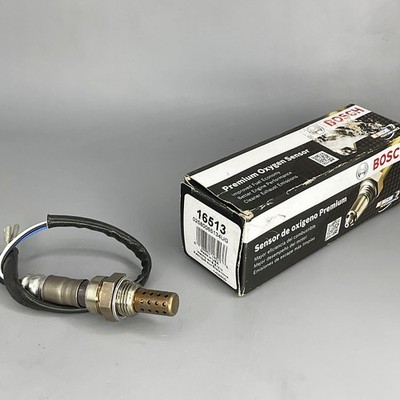 OE Bosch Oxygen Sensor 16513 For NISSAN NV1500 NV250 NV3500 SENTRA TITAN XTERRA