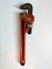 Vintage Red 10" Heavy Duty Pipe Wrench Made in Spain GLOBEMASTER