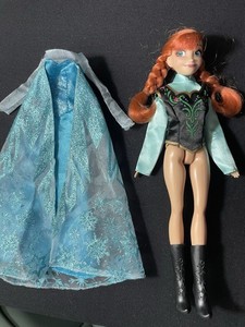 elsa green dress doll collection-date-night color-yellow