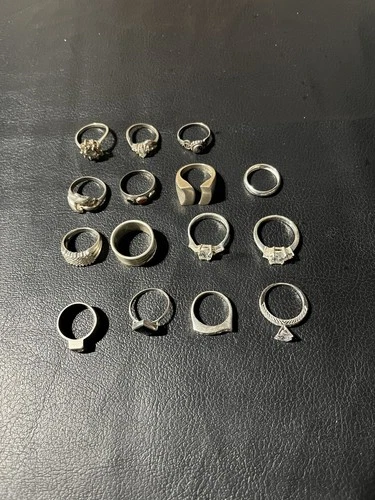 Job lot of Vintage Sterling 925 Silver rings Various sizes.