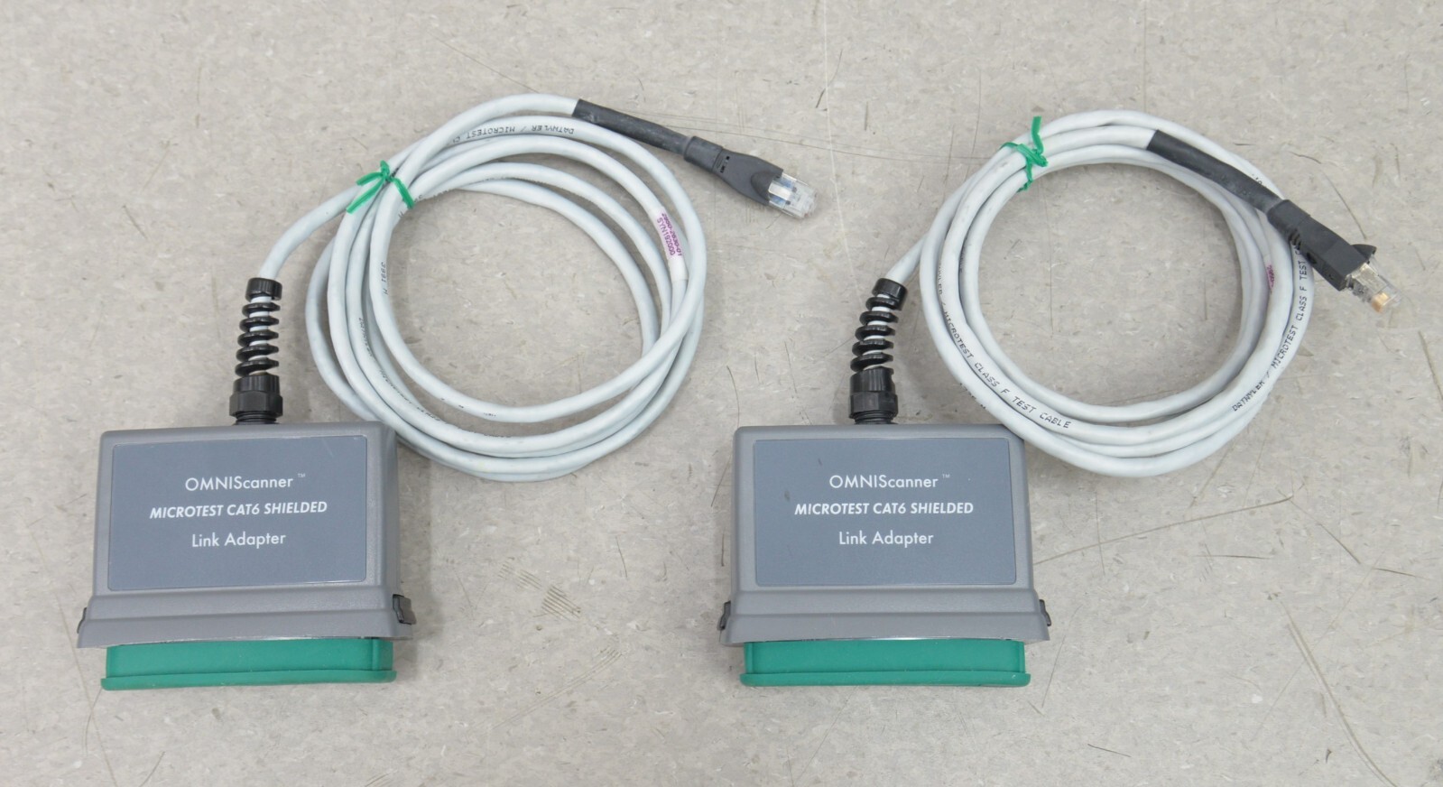 Fluke Microtest  OMNIScanner 2Cat 5/5E/6 Digital Cable Analyzer Certifier