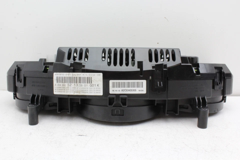 14 15 Medidores de cuadro de instrumentos de cabezal velocímetro Mercedes-Benz C250 C350 14.572 Foto 3 de 4