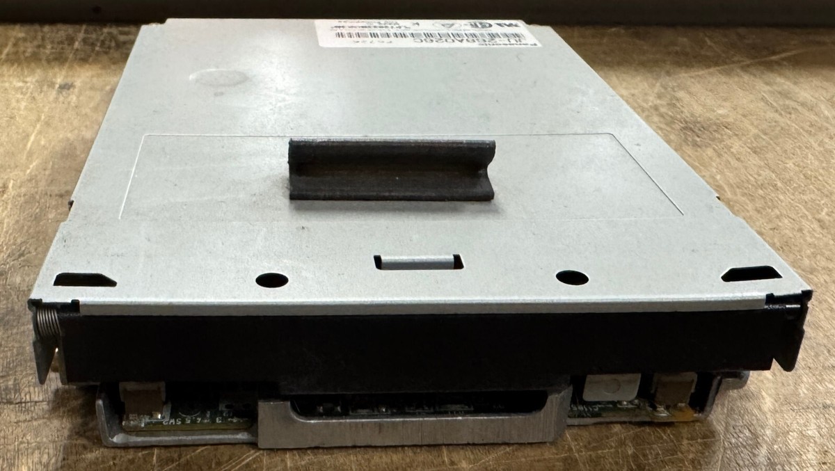 Apple Panasonic 20-pin Floppy Drive P/N: JU-268A026C TESTED