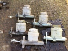 MGB GT GMC150 USED LOCKHEED & TRW ROUND PLASTIC BRAKE MASTER CYLINDER SPARES