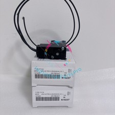 1PCS MAC 111B-111CAAA New In Box Solenoid Valve 111B111CAAA