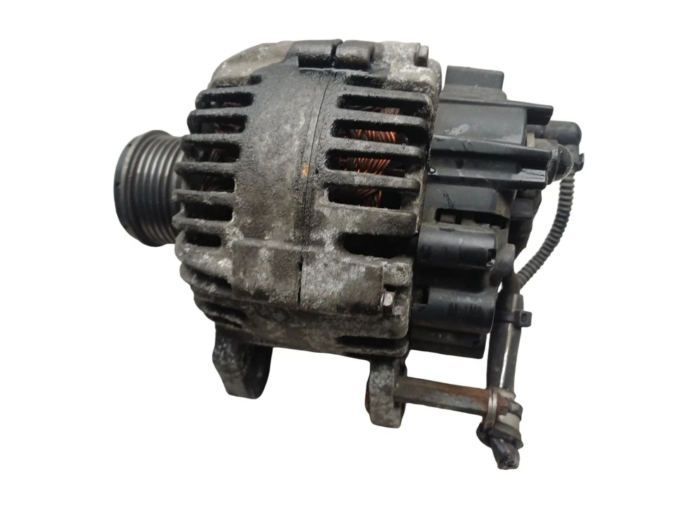 VOLKSWAGEN CADDY Alternator 1896 Diesel 2008  06F903023E - Image 3 of 4