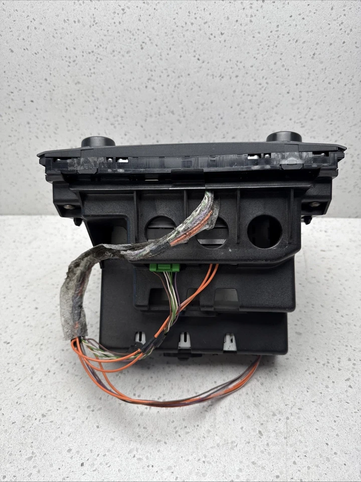 2006-2008 Volvo XC70 Climate Control With Radio Assembly Tested OEM - Image 4 of 4