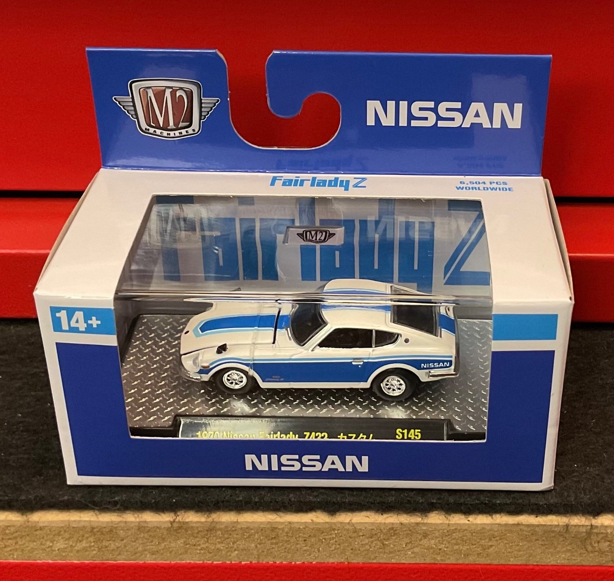 M2 Machines 1970 Nissan Fairlady Z432 in Beautiful Blue and White