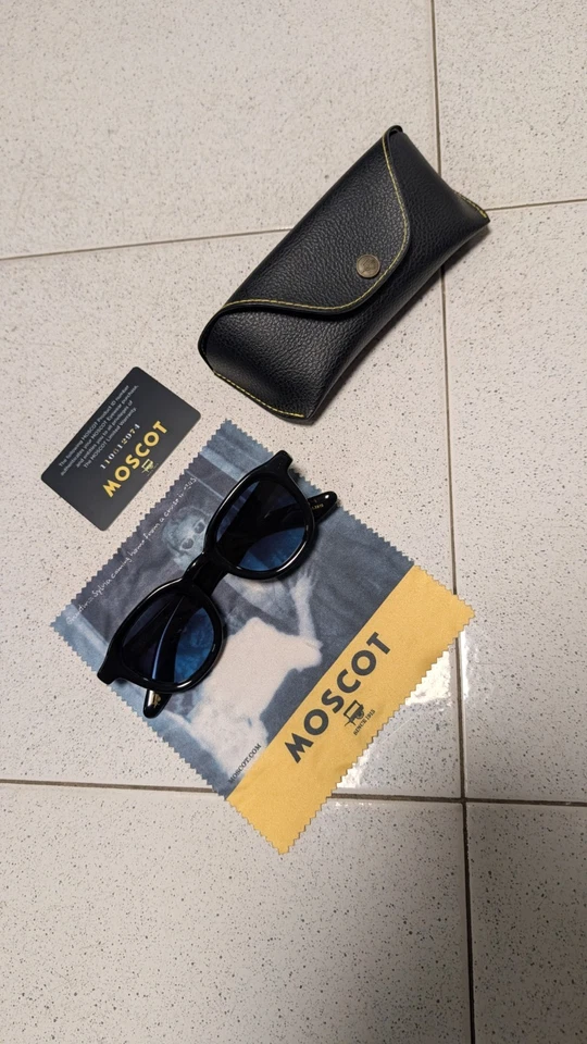 Occhiali Moscot Dahven Sun Color Black Lens Blue Calibro 47 Foto 2 de 4